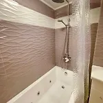 'tide Frame' - Big, Super Central, 2 Bathrooms Appartement