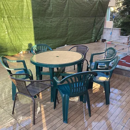 'tide Frame' - Big, Super Central, 2 Bathrooms Burgas