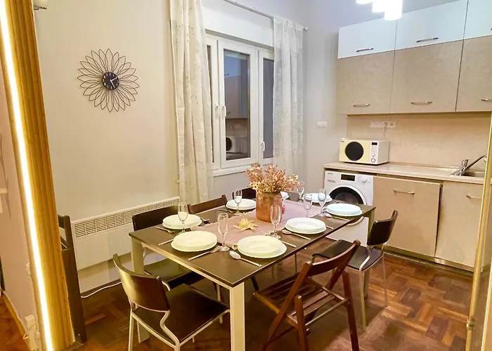 'Tide Frame' Apartment - Big, Super Central, 2 Bathrooms Burgas City