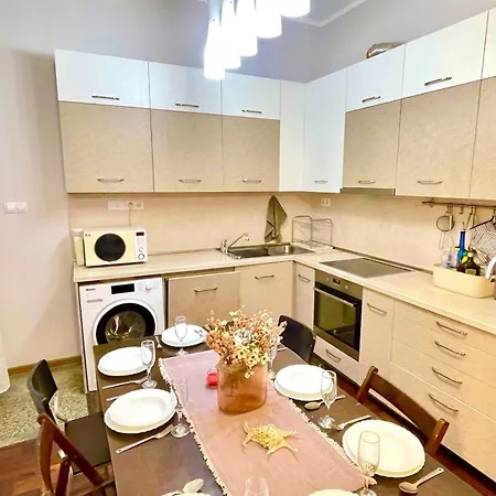 'Tide Frame' Apartment - Big, Super Central, 2 Bathrooms アパート *