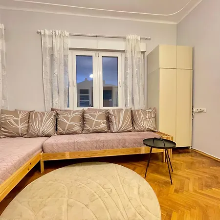 'Tide Frame' Apartment - Big, Super Central, 2 Bathrooms ブルガス