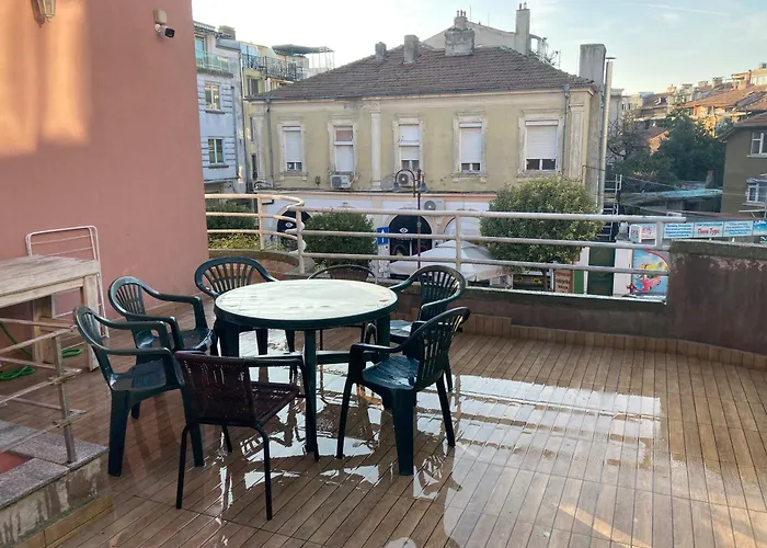 'Tide Frame' Apartment - Big, Super Central, 2 Bathrooms 아파트 *